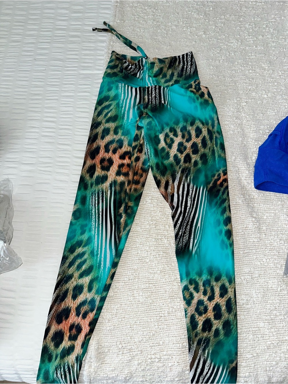 Women’s Teal Leopard-Print Active Leggings